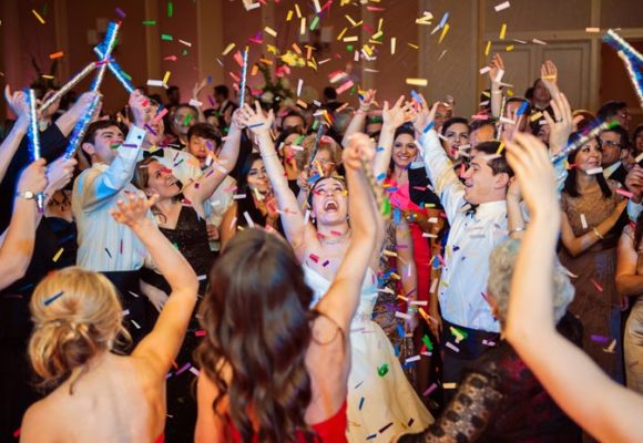 How to have fun at your wedding!